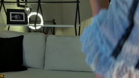 Snapshot of emiljanna chatting on 02-18-25, 04:37 Emiljanna online show from 02-18-25, 04:37