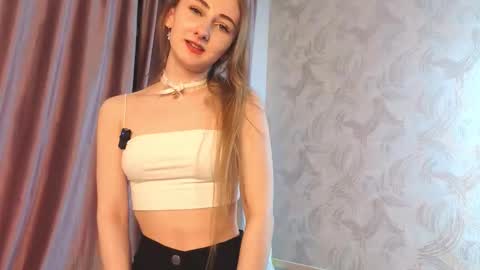 Im Amy  online show from 12-17-25, 12:44