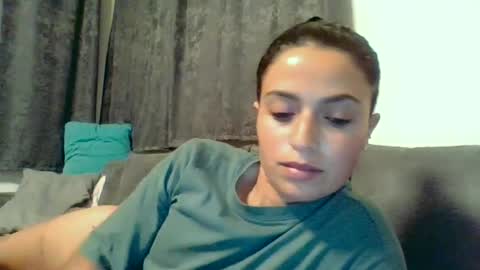 Emilly and Daniel online show from 06-11-26, 07:56
