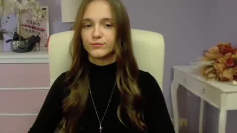 Snapshot of emilly_lust99 chatting on 01-10-25, 01:52 Emilly online show from 01-10-25, 01:52