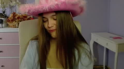 Snapshot of emilly_lust99 chatting on 03-01-25, 07:41 Emilly online show from 03-01-25, 07:41