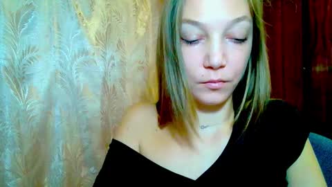 Emilly online show from 11-27-25, 06:37