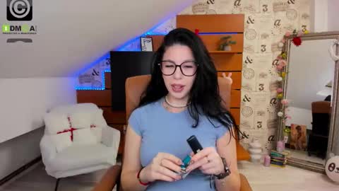 EmillyTaylor online show from 02-25-26, 04:44