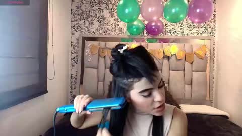 EMILY CUTE online show from 02-21-26, 09:05