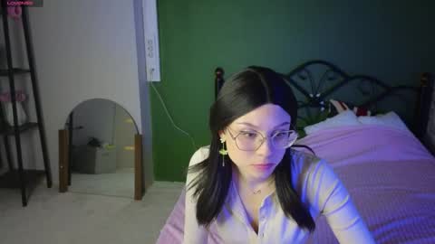 Emily online show from 06-01-26, 12:45