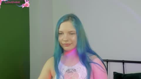 Emily online show from 06-05-26, 06:52