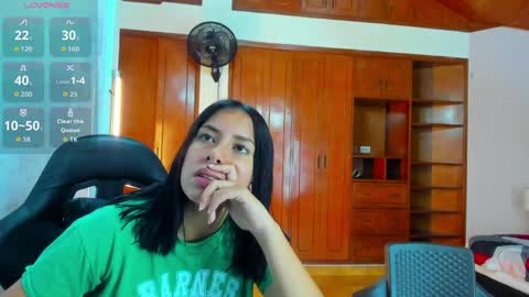 Emily and Soffy online show from 05-13-26, 12:02