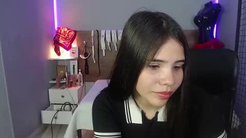              online show from 12-05-24, 08:22