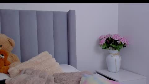 Emily  online show from 07-28-26, 06:20