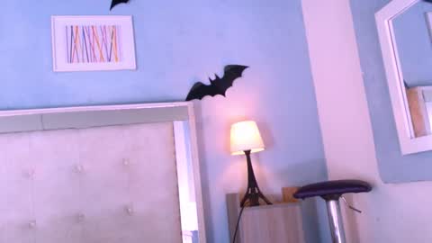 emily_castillo1_ online show from 12-05-25, 03:59