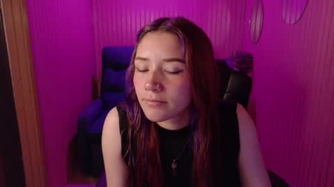 Snapshot of emily_cherry_ chatting on 05-29-26, 03:54 Emily Cherry online show from 05-29-26, 03:54