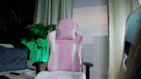 Emily foxx01 online show from 04-04-26, 11:13