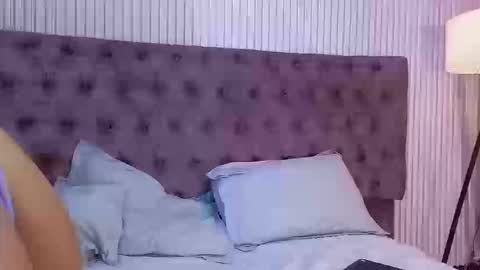 Emily online show from 09-09-25, 08:08