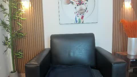 Snapshot of emily_frostt chatting on 07-15-26, 12:10 emily_frostt online show from 07-15-26, 12:10
