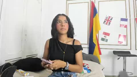 Snapshot of emily_gaviria1 chatting on 06-16-26, 01:47 emily_gaviria1 online show from 06-16-26, 01:47