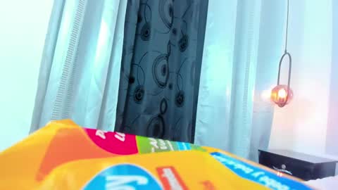 Emi  online show from 01-09-25, 07:18