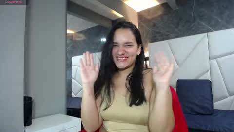 Emily  online show from 06-25-26, 11:37