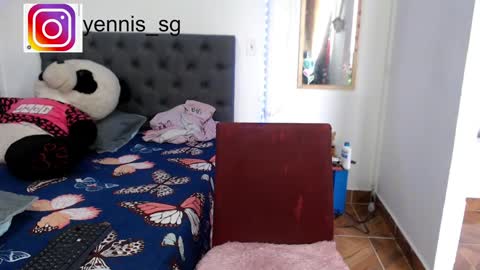 Snapshot of emily_hot_01 chatting on 12-03-24, 05:55 emily online show from 12-03-24, 05:55