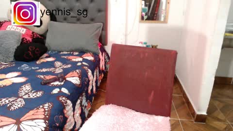 Snapshot of emily_hot_01 chatting on 12-08-24, 10:08 emily online show from 12-08-24, 10:08