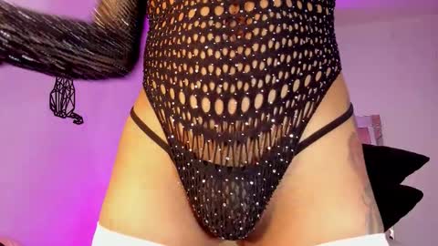 emily lady20  Independient modelIndependiente online show from 09-19-25, 10:16