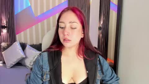 Emily online show from 11-12-25, 02:50