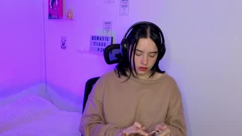 Emily Lindey online show from 03-20-26, 07:02