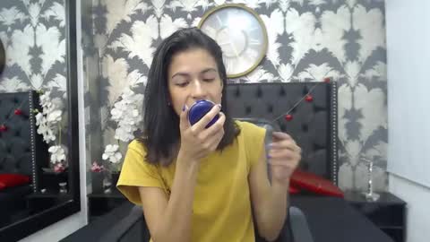 Emily online show from 03-10-25, 04:14