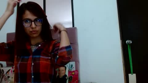 Emily online show from 02-11-26, 06:46