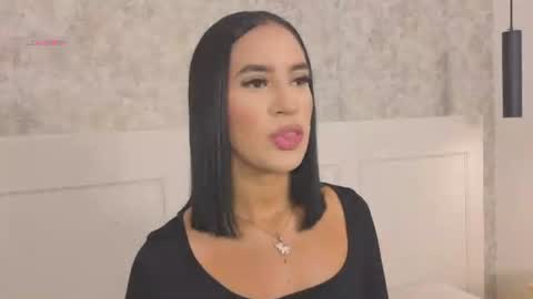Snapshot of emily_luve chatting on 07-13-26, 11:13 emily_luve online show from 07-13-26, 11:13
