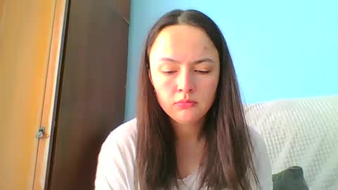 emily_morning_dew online show from 03-11-25, 08:09