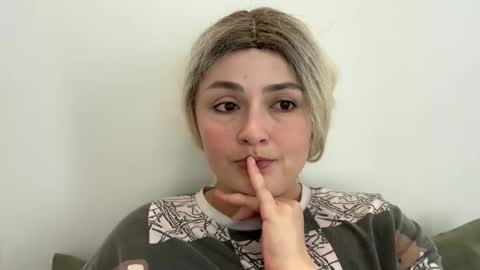 Snapshot of emily_morning_dew chatting on 11-01-25, 11:45 emily_morning_dew online show from 11-01-25, 11:45