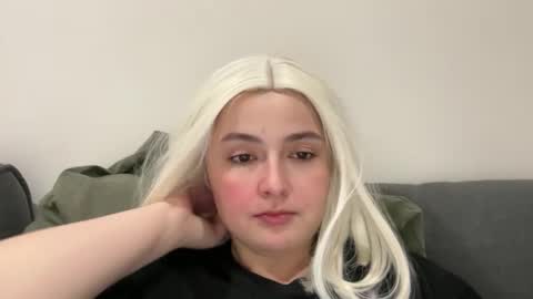 Snapshot of emily_morning_dew chatting on 11-09-25, 07:12 emily_morning_dew online show from 11-09-25, 07:12