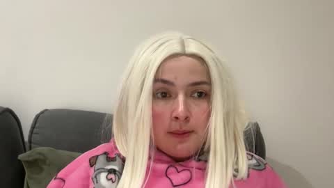 Snapshot of emily_morning_dew chatting on 11-16-25, 03:06 emily_morning_dew online show from 11-16-25, 03:06