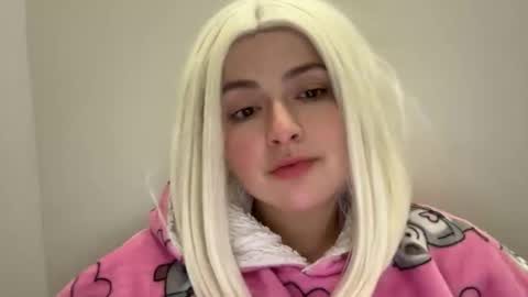 Snapshot of emily_morning_dew chatting on 12-15-25, 01:59 emily_morning_dew online show from 12-15-25, 01:59