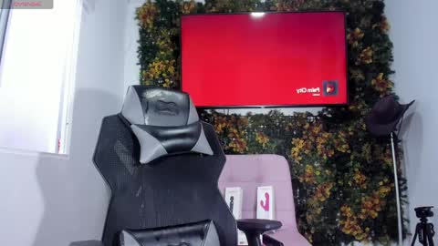 emily_palmeer online show from 04-19-26, 11:42