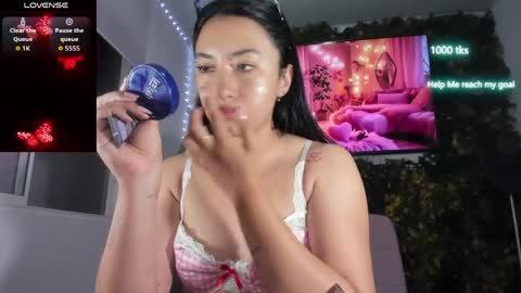 emily_palmeer online show from 06-05-26, 09:37