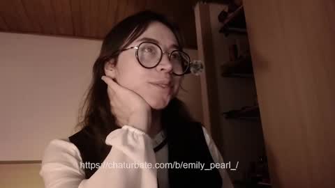 emily_pearl_ online show from 03-11-25, 01:16