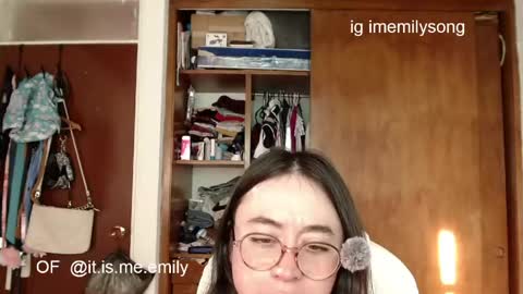 emily_pearl_ online show from 05-16-26, 07:45