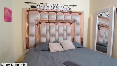 emily online show from 02-21-25, 12:27