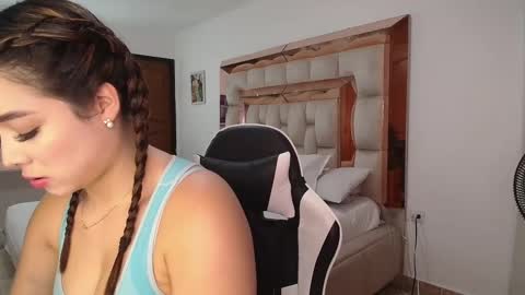 emily online show from 03-04-26, 01:55