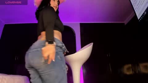 Emily  online show from 01-12-25, 03:17