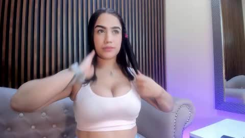 Emily  online show from 02-11-25, 04:13