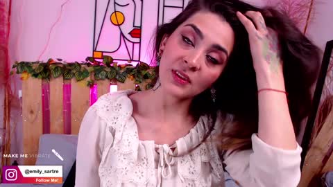 Snapshot of emily_sartre chatting on 12-15-24, 02:37 Emilly online show from 12-15-24, 02:37