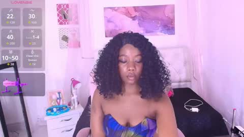 Snapshot of emily_smith21 chatting on 05-23-26, 12:42 emily online show from 05-23-26, 12:42