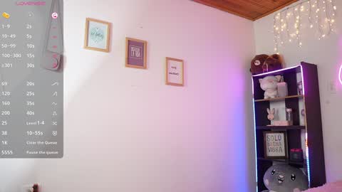 emily_smitt online show from 01-07-25, 02:42