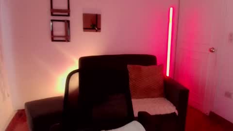 Emily  Swan online show from 02-27-25, 04:21