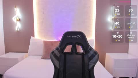 Snapshot of emily_tolson chatting on 01-10-26, 07:15 emily_tolson online show from 01-10-26, 07:15