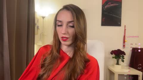 Snapshot of emily_w0w_ chatting on 10-22-25, 04:18 Lia online show from 10-22-25, 04:18
