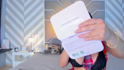 Emily White online show from 10-28-25, 08:55