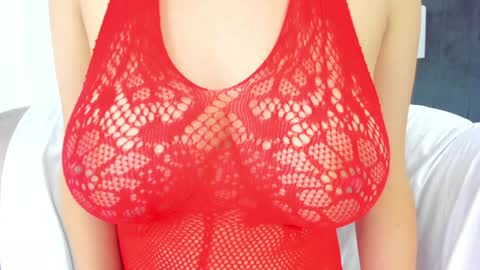 Emilyyy online show from 12-31-24, 01:36